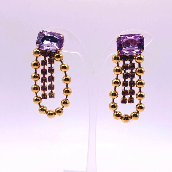 Vintage Party Clip On Earrings Gold Tone with Purple Glass Stone - Picture 2 of 6